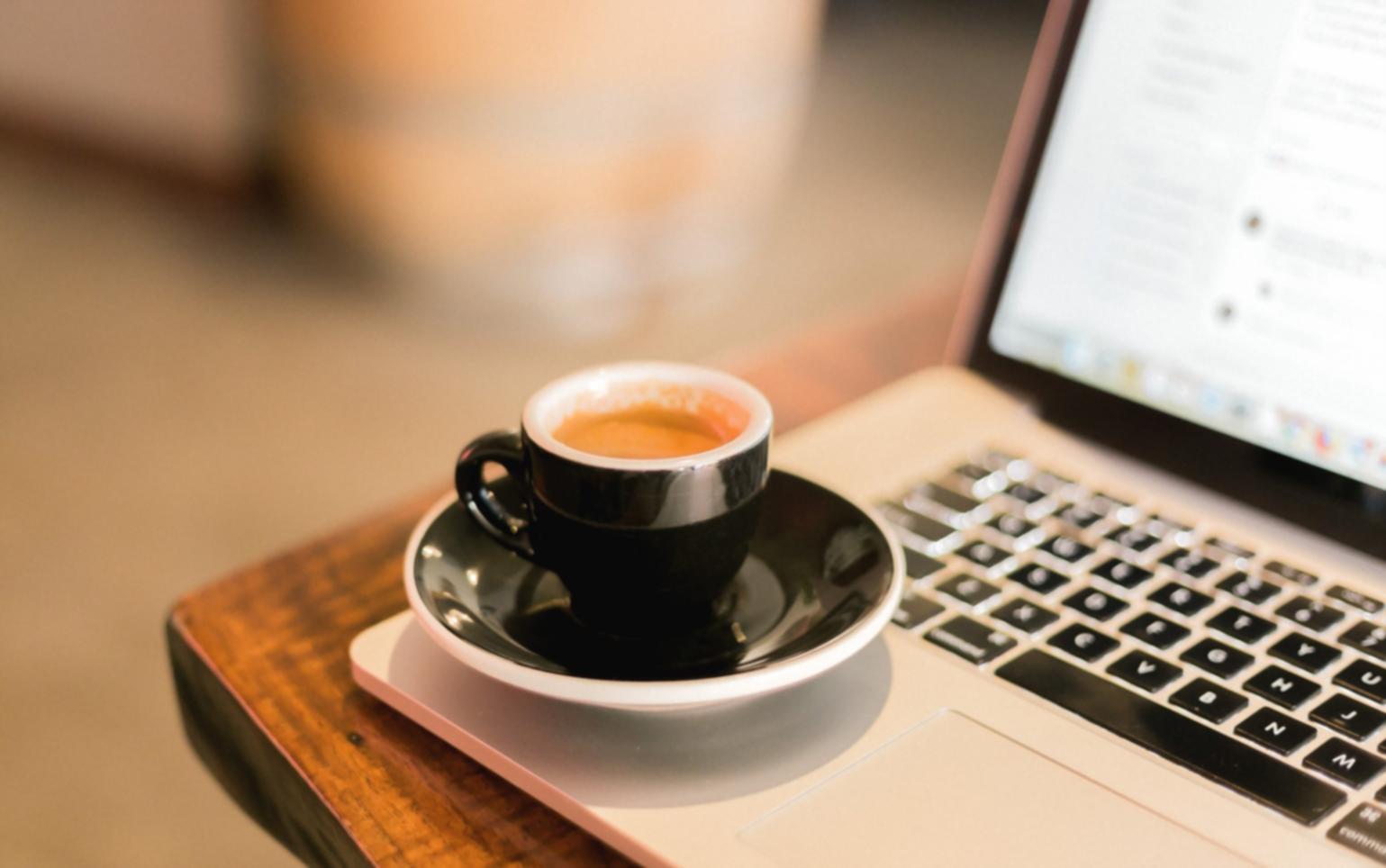 Teilnehmer bei der Arbeit